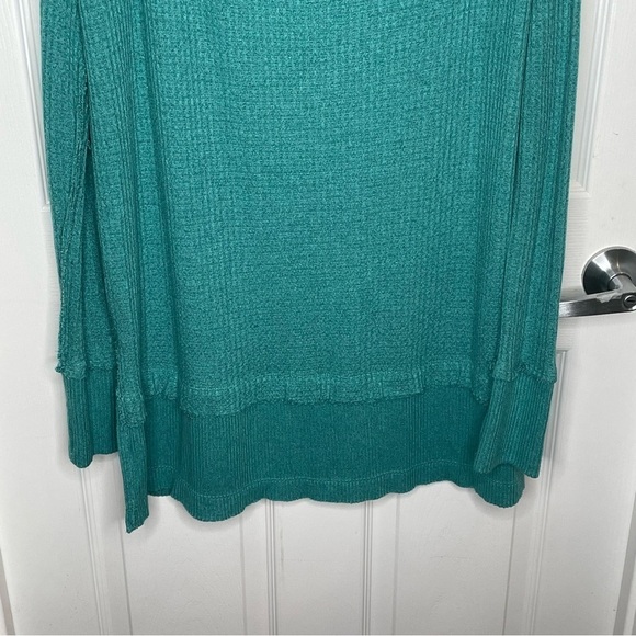 Free People We The Free North Shore Waffle Knit Thermal Tunic Top in Teal M - Picture 5 of 13